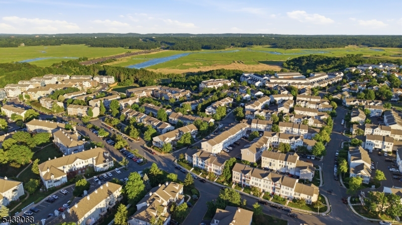 La Mer - Residential