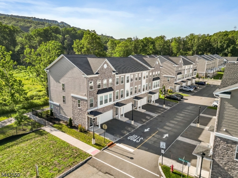 Collection at Morris Plains - Residential