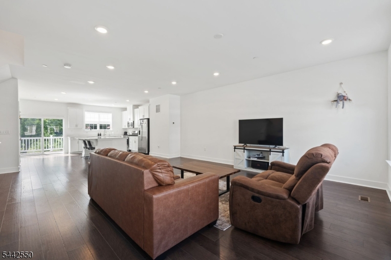 Collection at Morris Plains - Residential