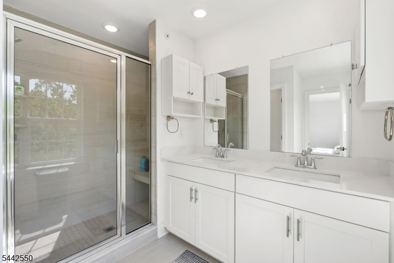 Collection at Morris Plains - Residential