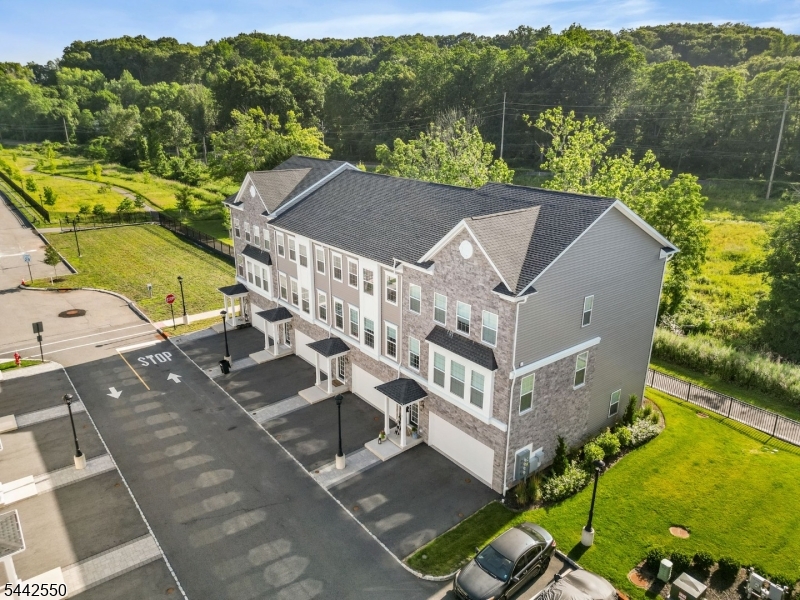 Collection at Morris Plains - Residential