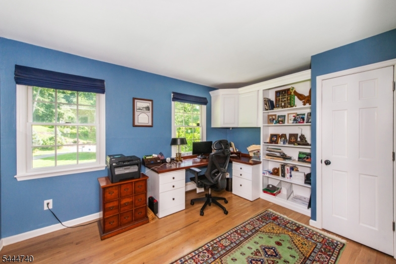 East Chester Cul de sac - Residential