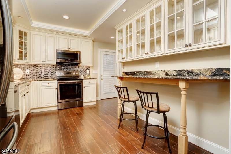 Rainbow Lakes - Residential