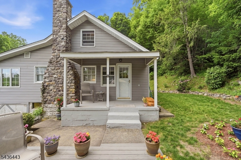 Pinecliff Lake - Residential
