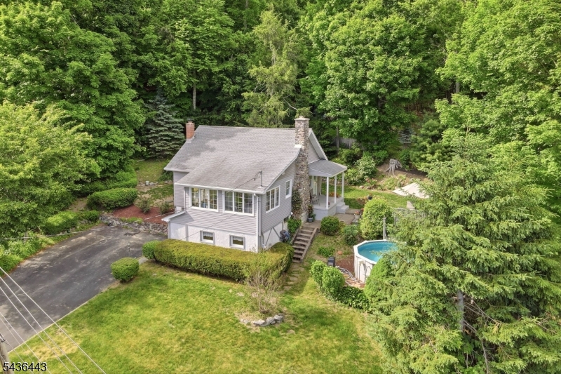 Pinecliff Lake - Residential