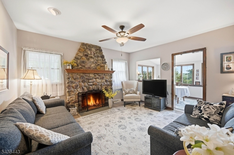 Pinecliff Lake - Residential