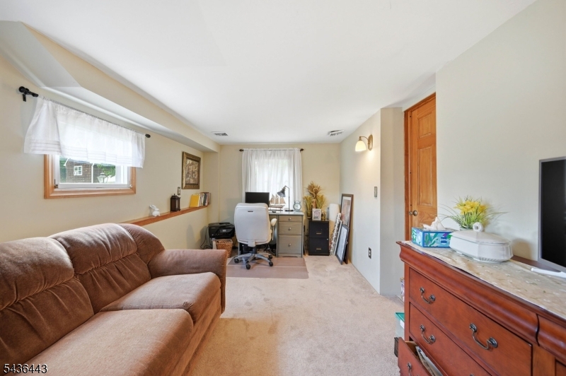 Pinecliff Lake - Residential