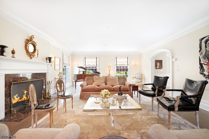 OLD SHORT HILLS - Residential