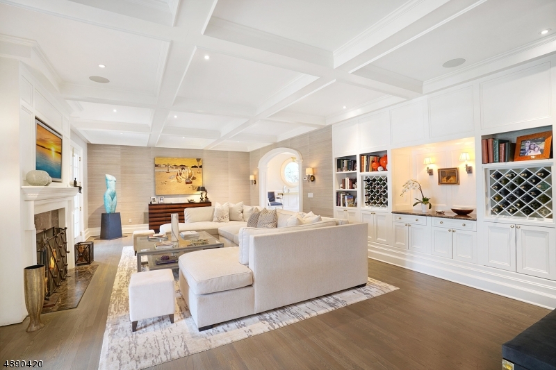 OLD SHORT HILLS - Residential
