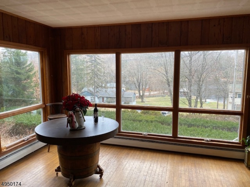 CUPSAW LAKE - Residential