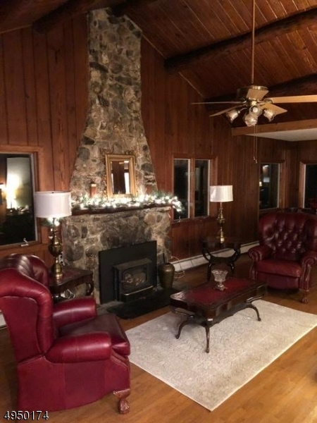 CUPSAW LAKE - Residential
