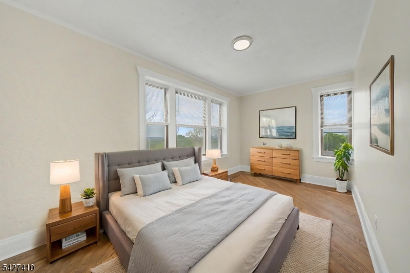 hill / Pilgrim Apts - Residential Lease