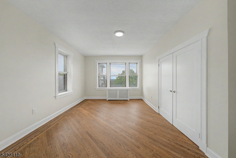 hill / Pilgrim Apts - Residential Lease