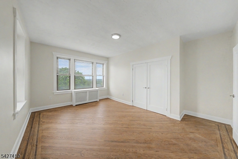 hill / Pilgrim Apts - Residential Lease