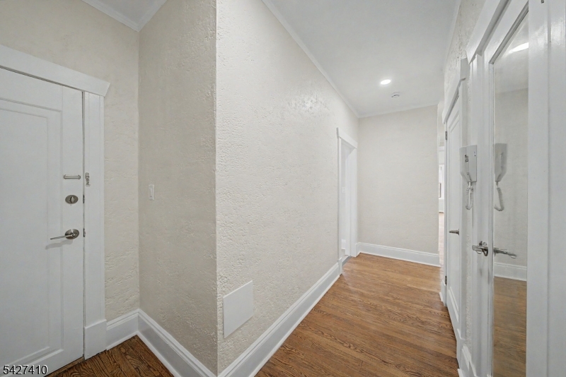 hill / Pilgrim Apts - Residential Lease