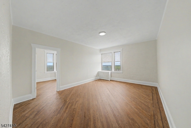 hill / Pilgrim Apts - Residential Lease