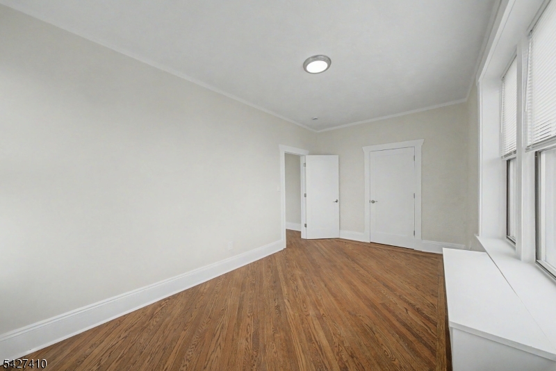 hill / Pilgrim Apts - Residential Lease