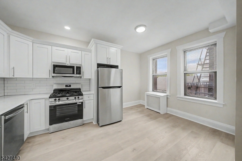 hill / Pilgrim Apts - Residential Lease