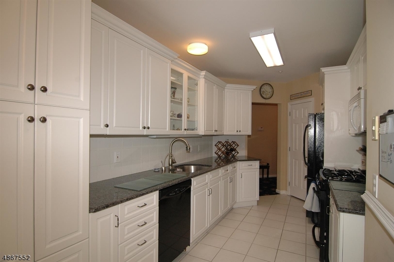 FOX HILLS - Residential