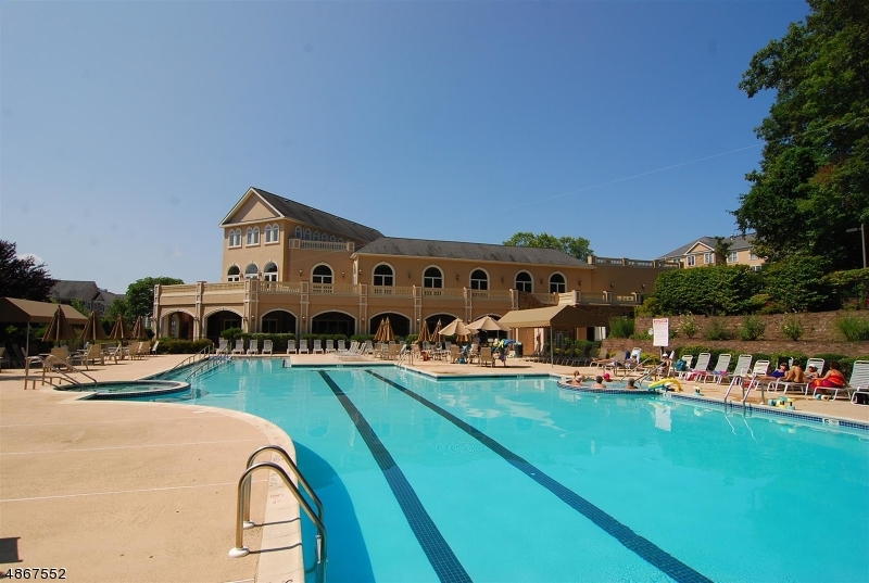 FOX HILLS - Residential