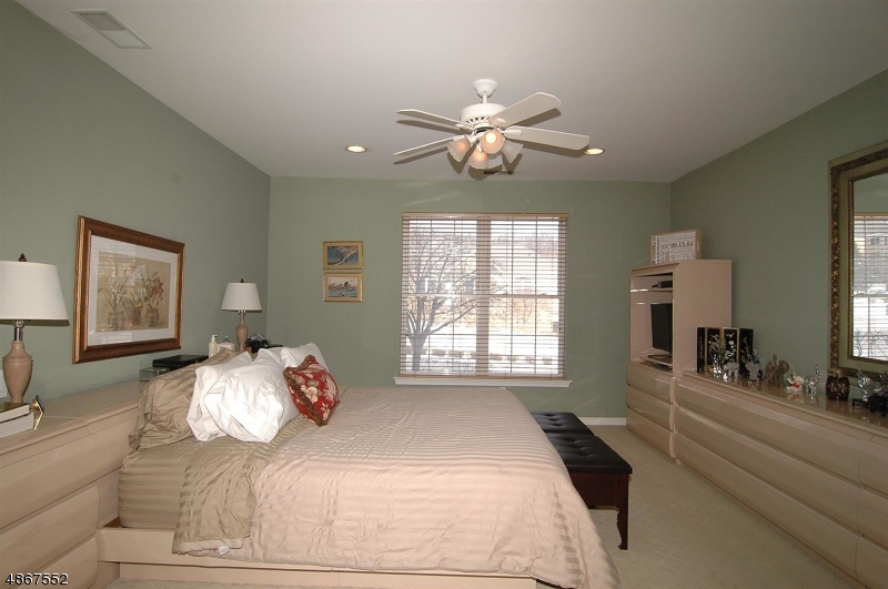 FOX HILLS - Residential