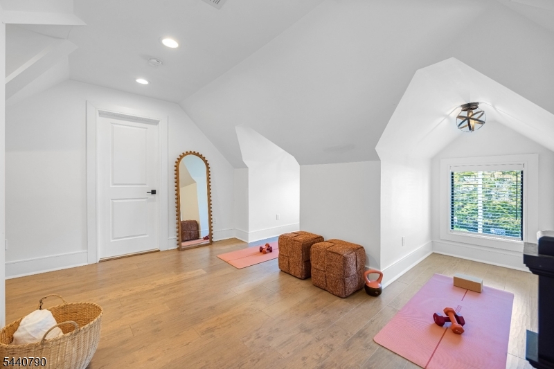 Upper Montclair - Residential