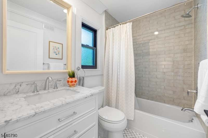 Upper Montclair - Residential