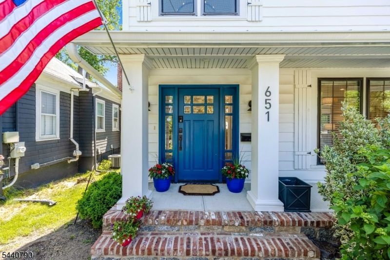 Upper Montclair - Residential