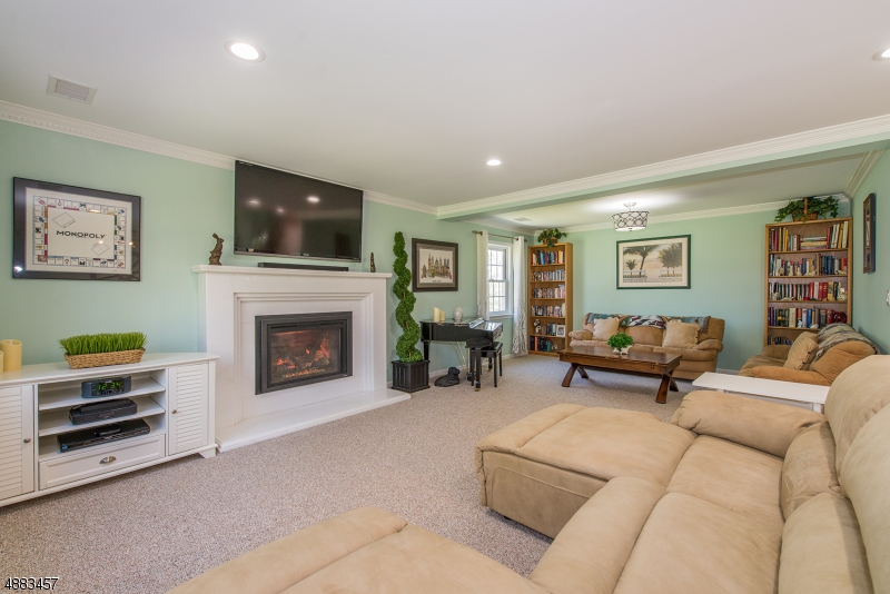Sunny Hills - Residential