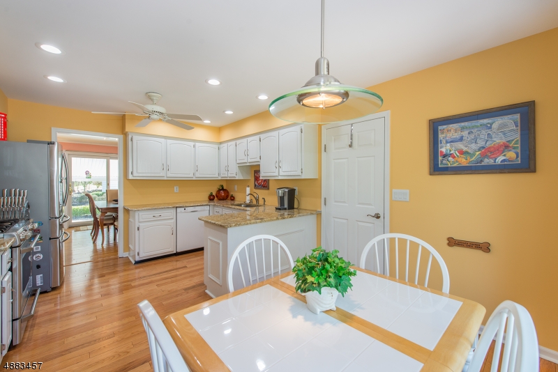 Sunny Hills - Residential
