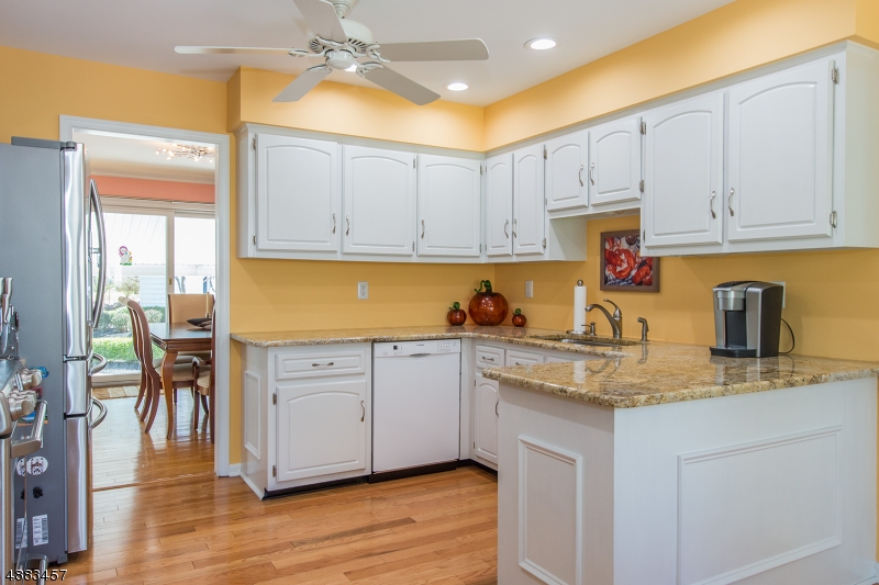 Sunny Hills - Residential