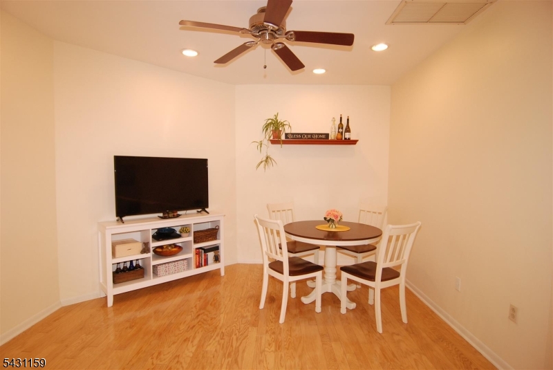Schoolhouse Plaza - Residential Lease