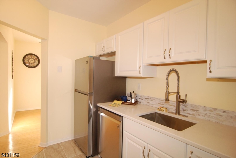 Schoolhouse Plaza - Residential Lease