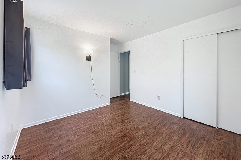 White Meadow Lake - Residential