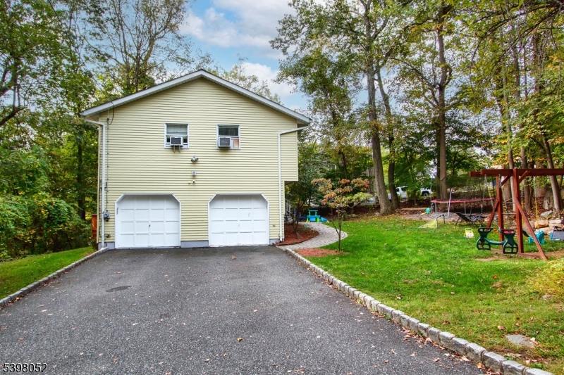 White Meadow Lake - Residential