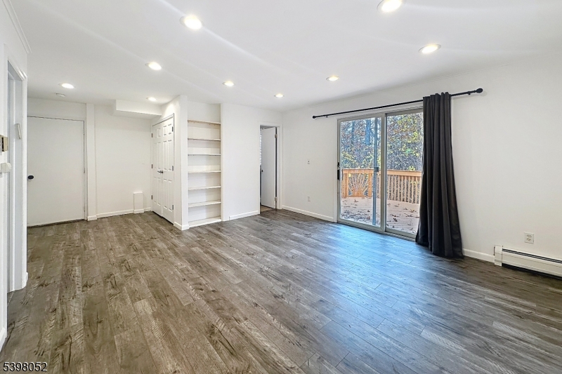 White Meadow Lake - Residential