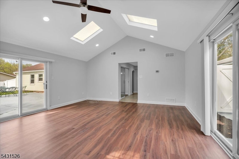 Twin Hills - Residential