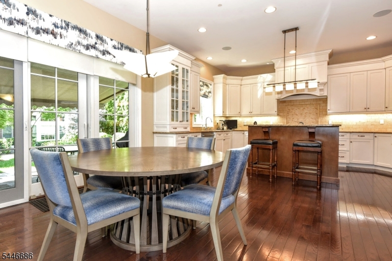 Saddle River Grand - Residential