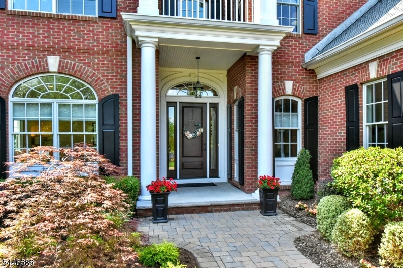 Saddle River Grand - Residential