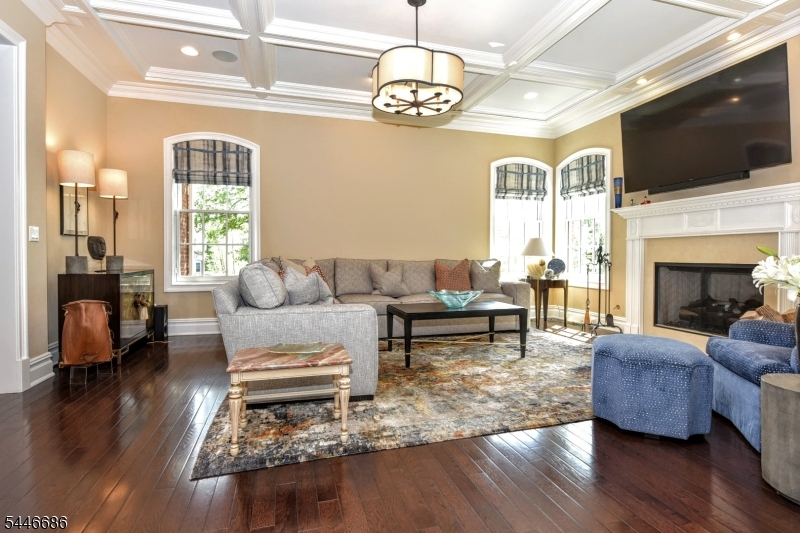 Saddle River Grand - Residential