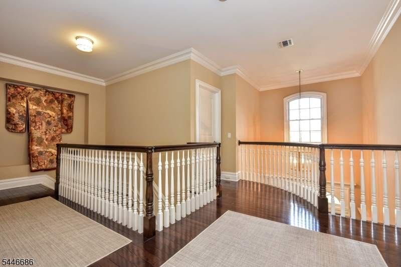 Saddle River Grand - Residential