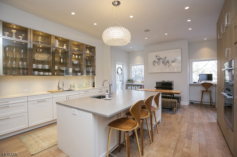 North Summit - Residential
