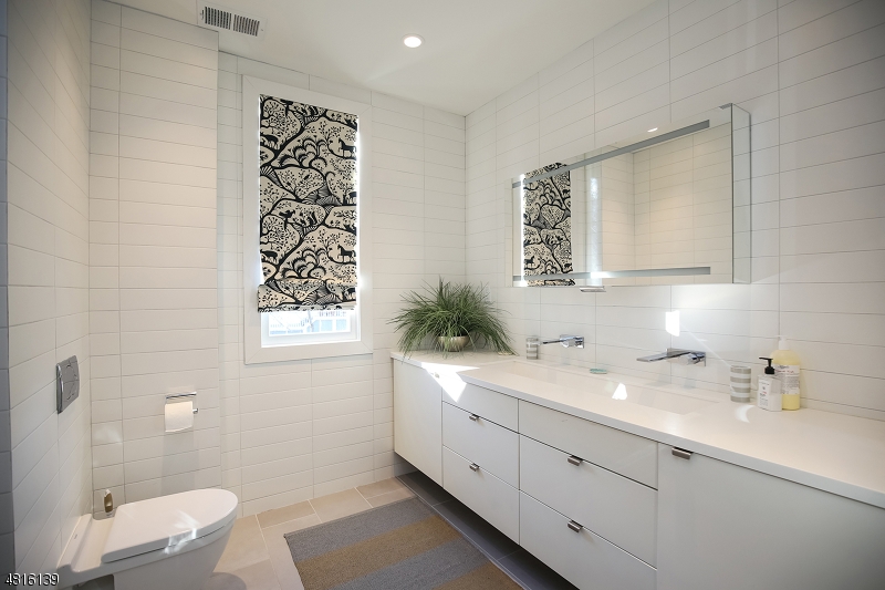 North Summit - Residential