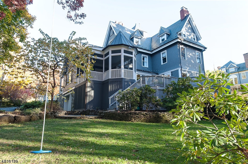 North Summit - Residential