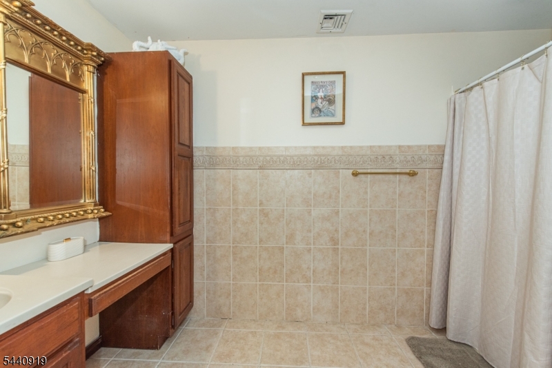 OLD MILFORD ESTATES - Residential