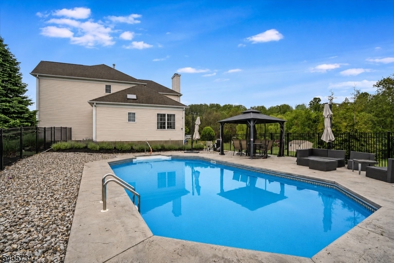 Mallard Run - Residential