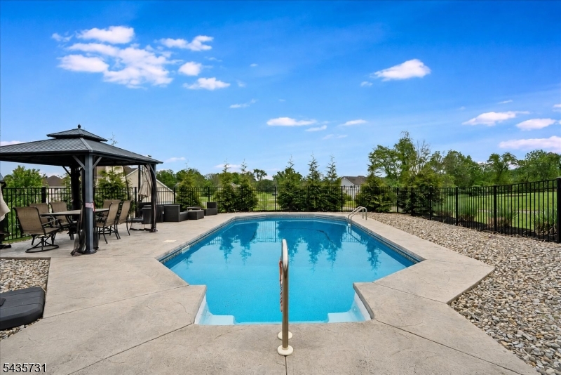 Mallard Run - Residential