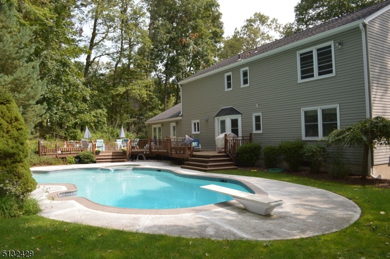 Center Grove - Residential