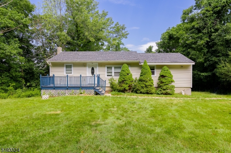 BARRY LAKES - Residential