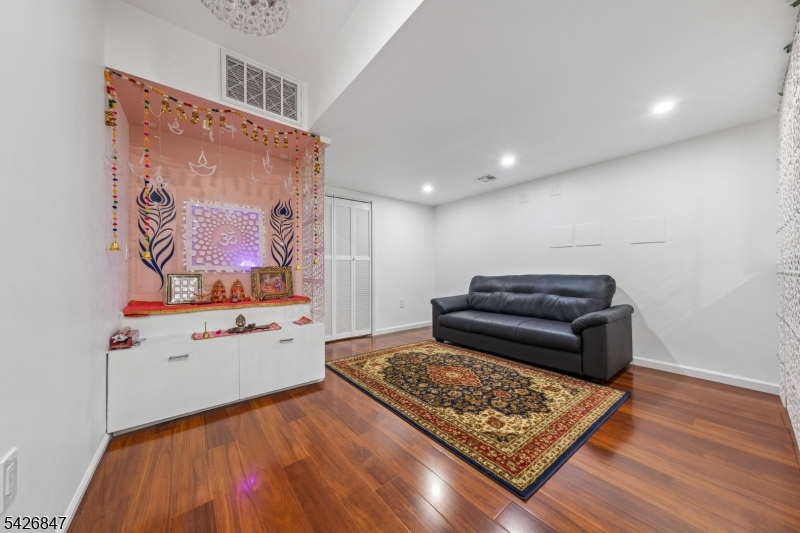 Upper Gregory - Residential